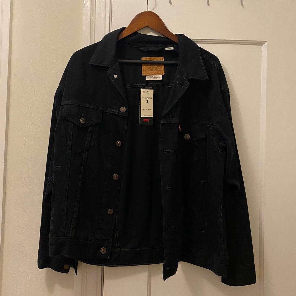 NEW Levi’s Black Jacket
